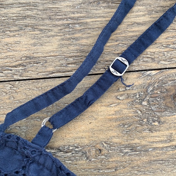 Hollister Flowy Navy Tank Top - Picture 6 of 6